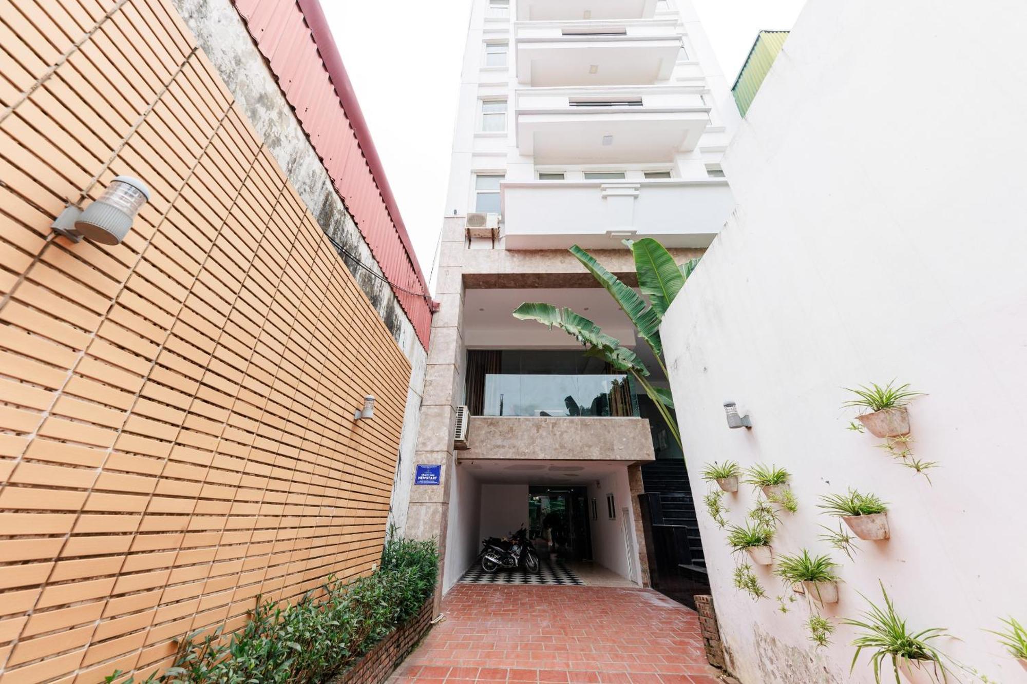 Oyo 472 Lenka Hotel — Billeder 2